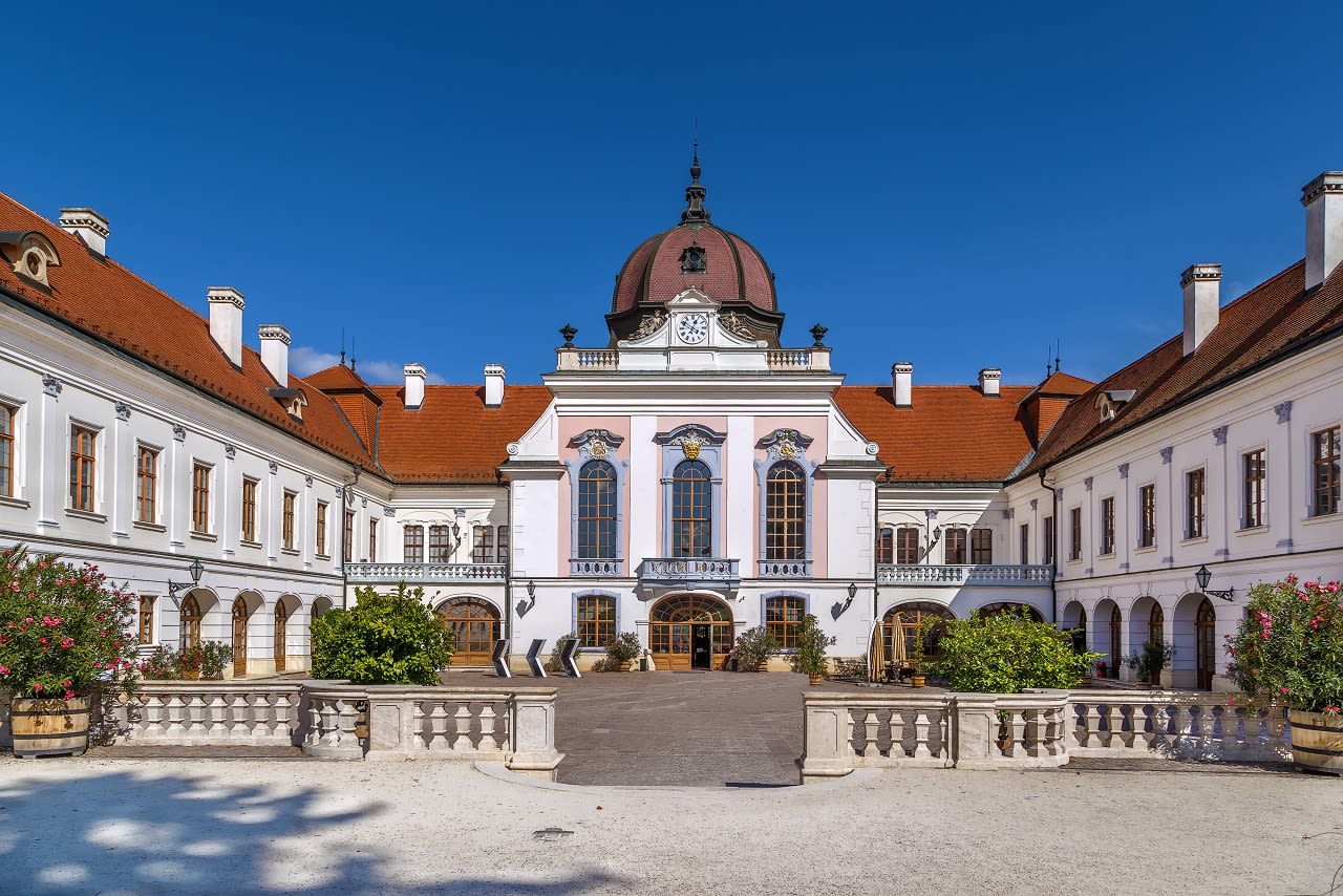 Het Koninklijke Paleis in Gödölló. Foto: Adobe Stock / borisb17