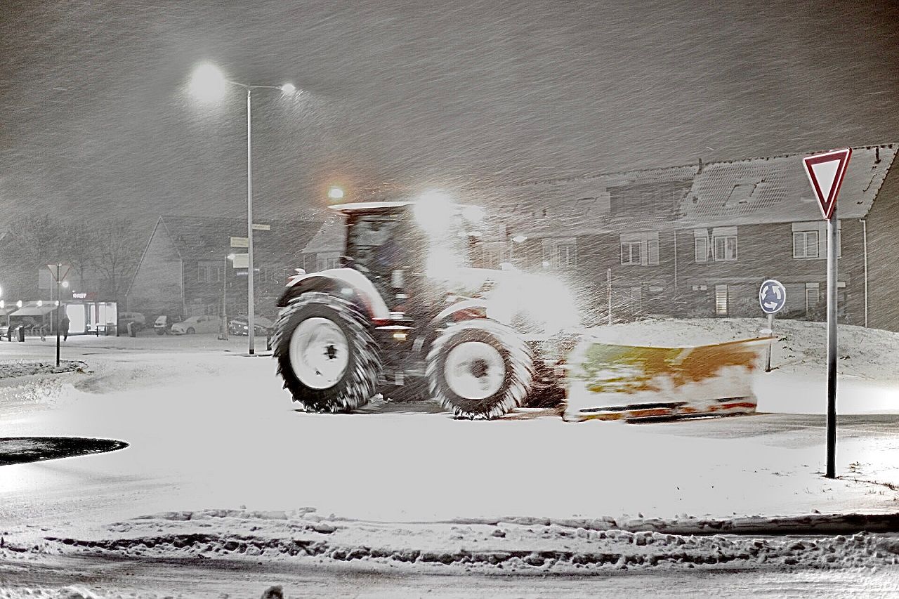 Het was onbegonnen werk voor de sneeuwploegen. Robert Waasdorp maakte deze foto.