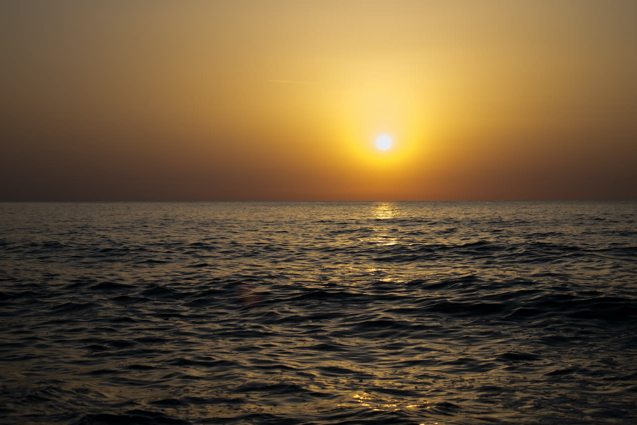 Zonsondergang. Foto: AdobeStock / Bogdan Vacarciuc.