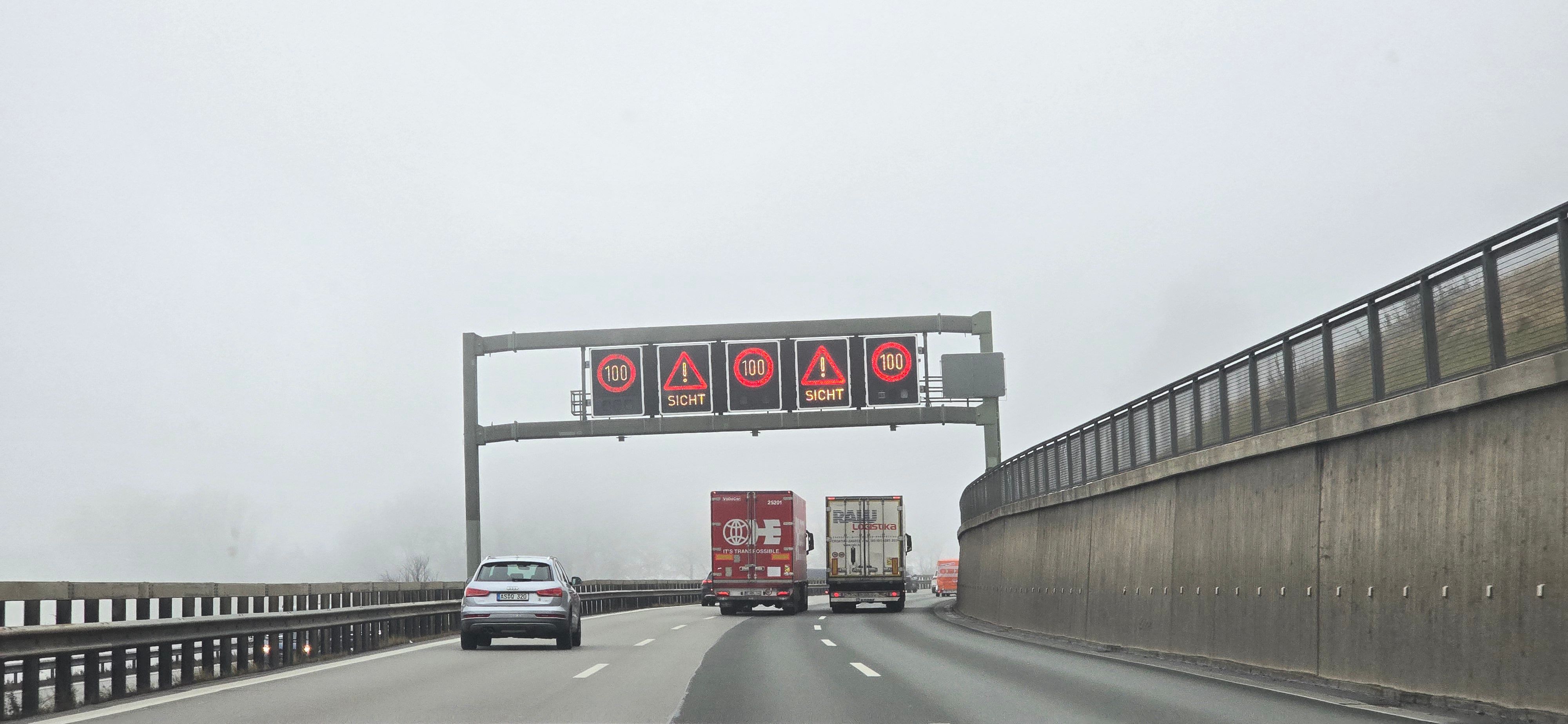 Slecht zicht op de autobahn (foto: Ronald Ruijsch)