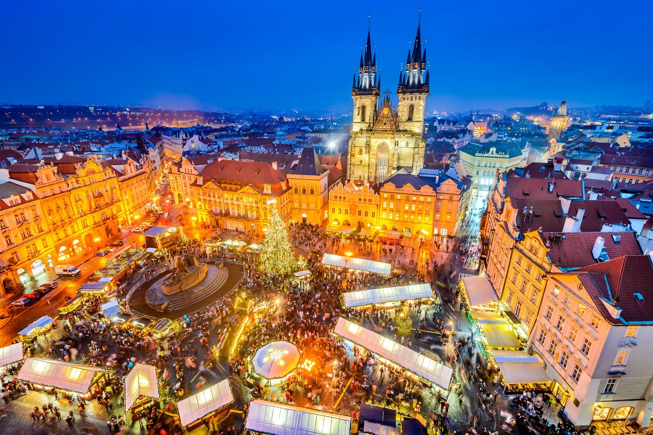 Kerstmarkt in Praag. Foto: Adobe Stock / ecstk22