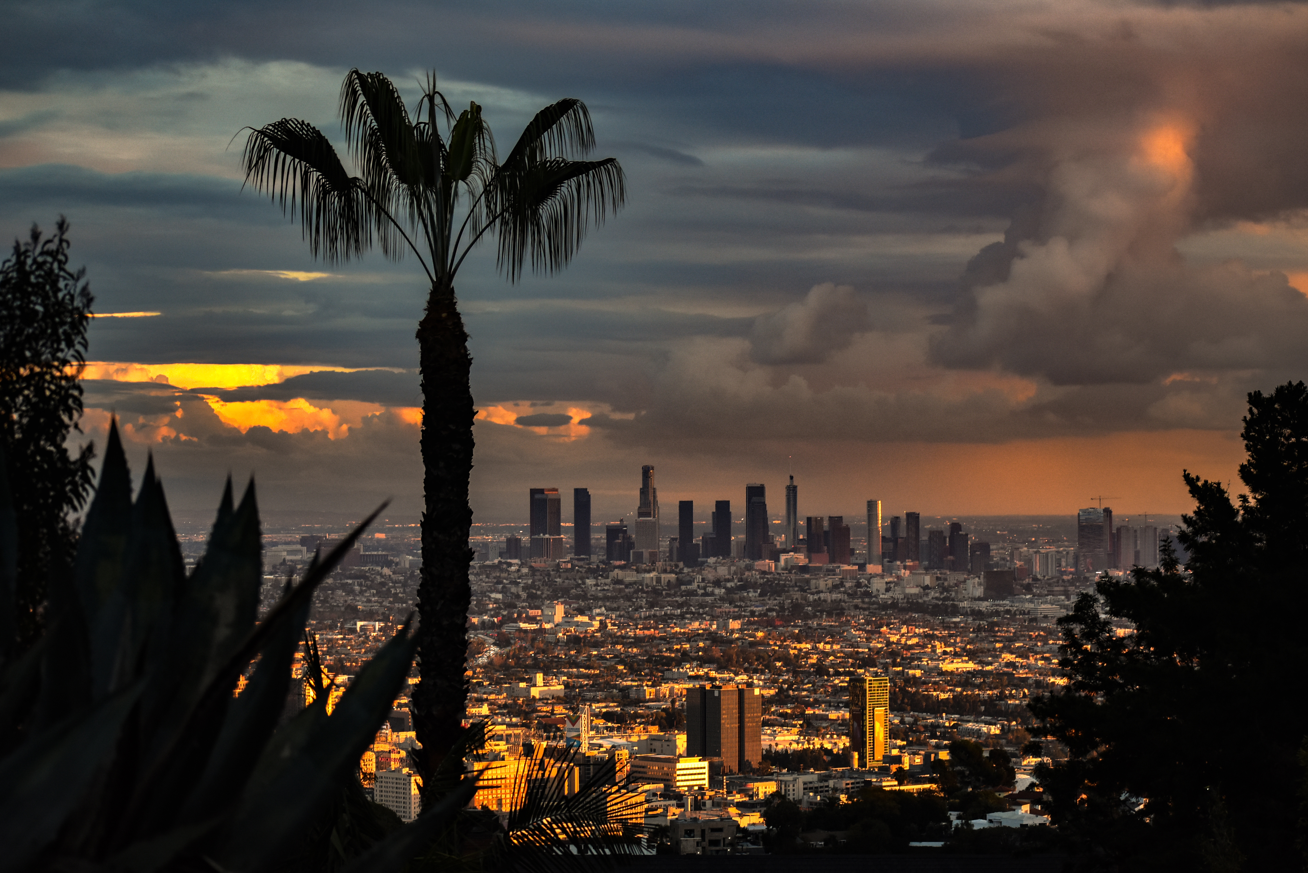 Veel regen en overstromingen in Los Angeles