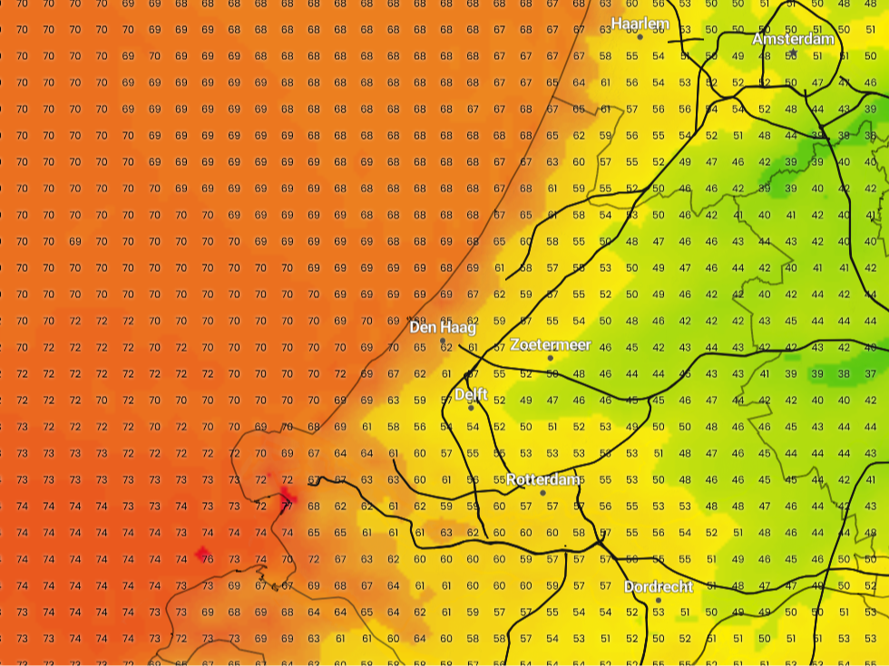De stoet naar de Koninklijke Schouwburg gaat rond 11:30 uur van start. Volgens het weermodel Harmonie worden er dan nog windstoten tot 70 km/uur in de regio rondom Den Haag verwacht.