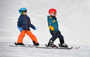 Op wintersport met kinderen, waar moet je op letten?