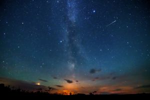 Veel vallende sterren door meteorenzwerm Leoniden