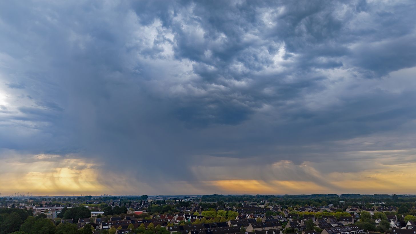 Wat neerslag is na een lange en droge periode meer dan welkom. Foto: Simone Genna Wiersma.