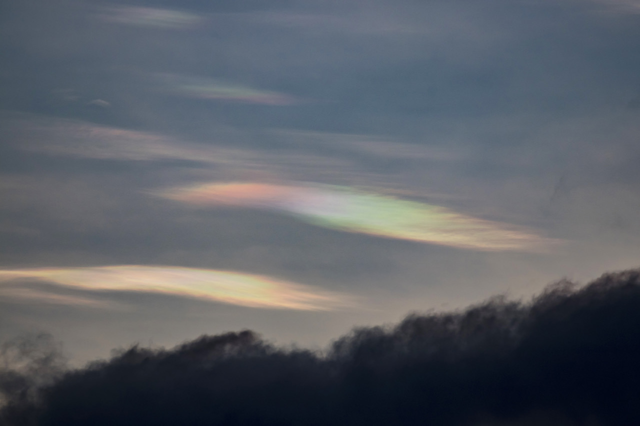 Parelmoerwolken boven Nederland op de ochtend van 25 december 2018. Foto: Jannie de Graaf.
