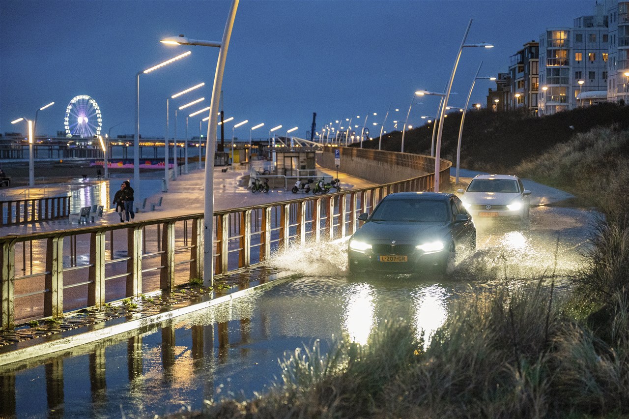 Het was de op drie na natste nieuwjaarsdag ooit gemeten. Foto: ANP / Josh Walet.