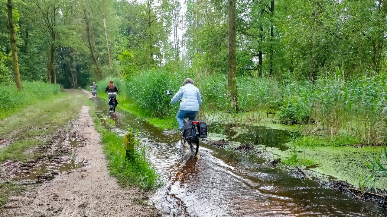 Het was een kletsnatte maand. Foto: Jos Hebben