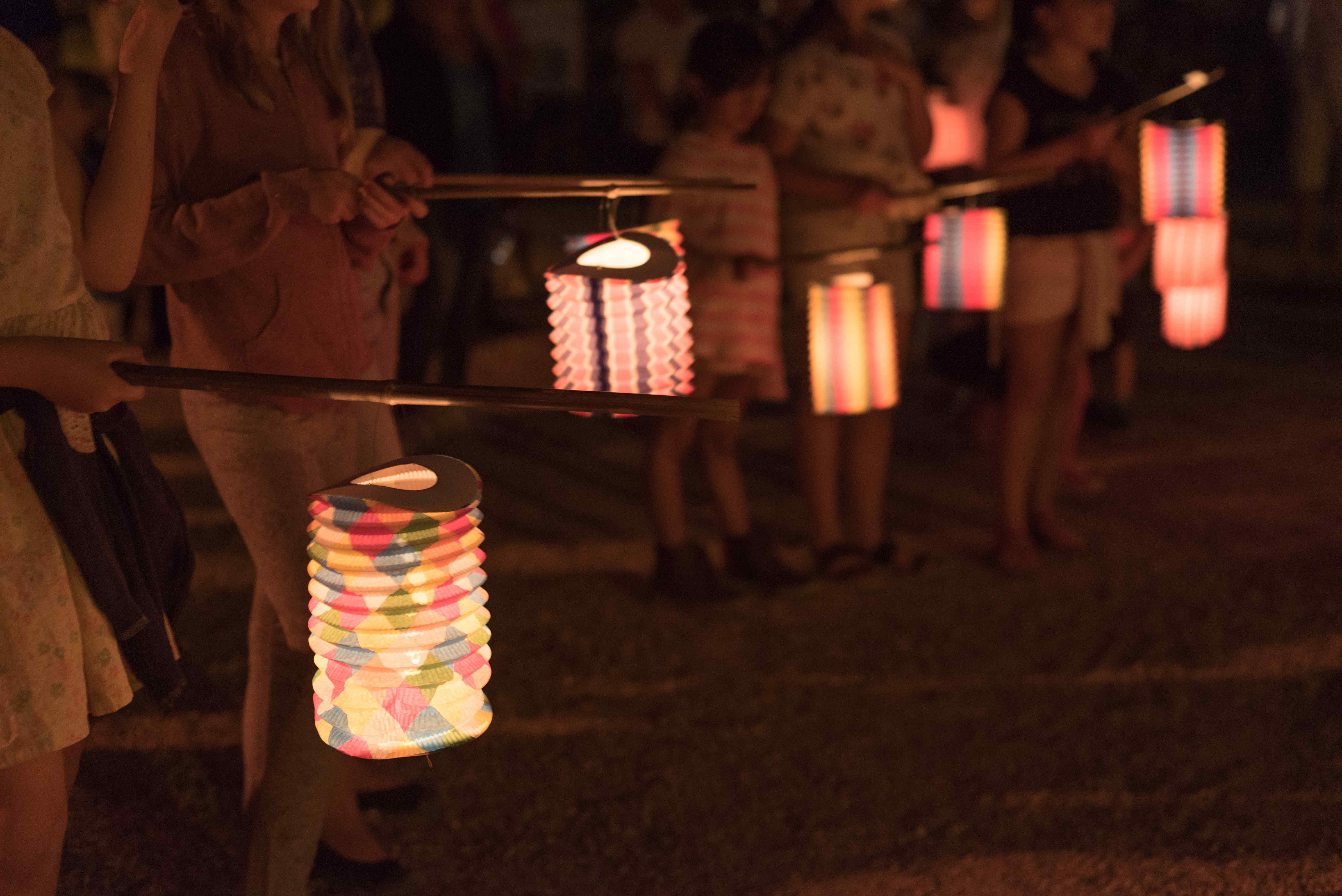 Lampionnen bij Sint Maarten. Foto: David/Adobe Stock
