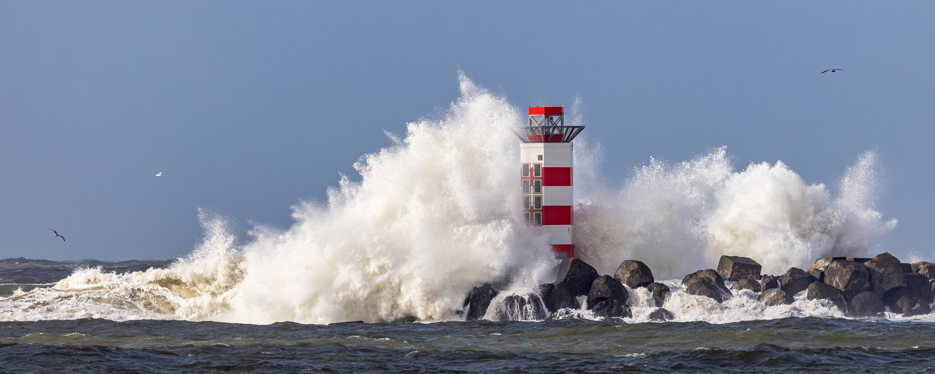 Ijmuiden tijdens storm Dudley in februari 2022. Foto: Adobe Stock / Simon van Hemert