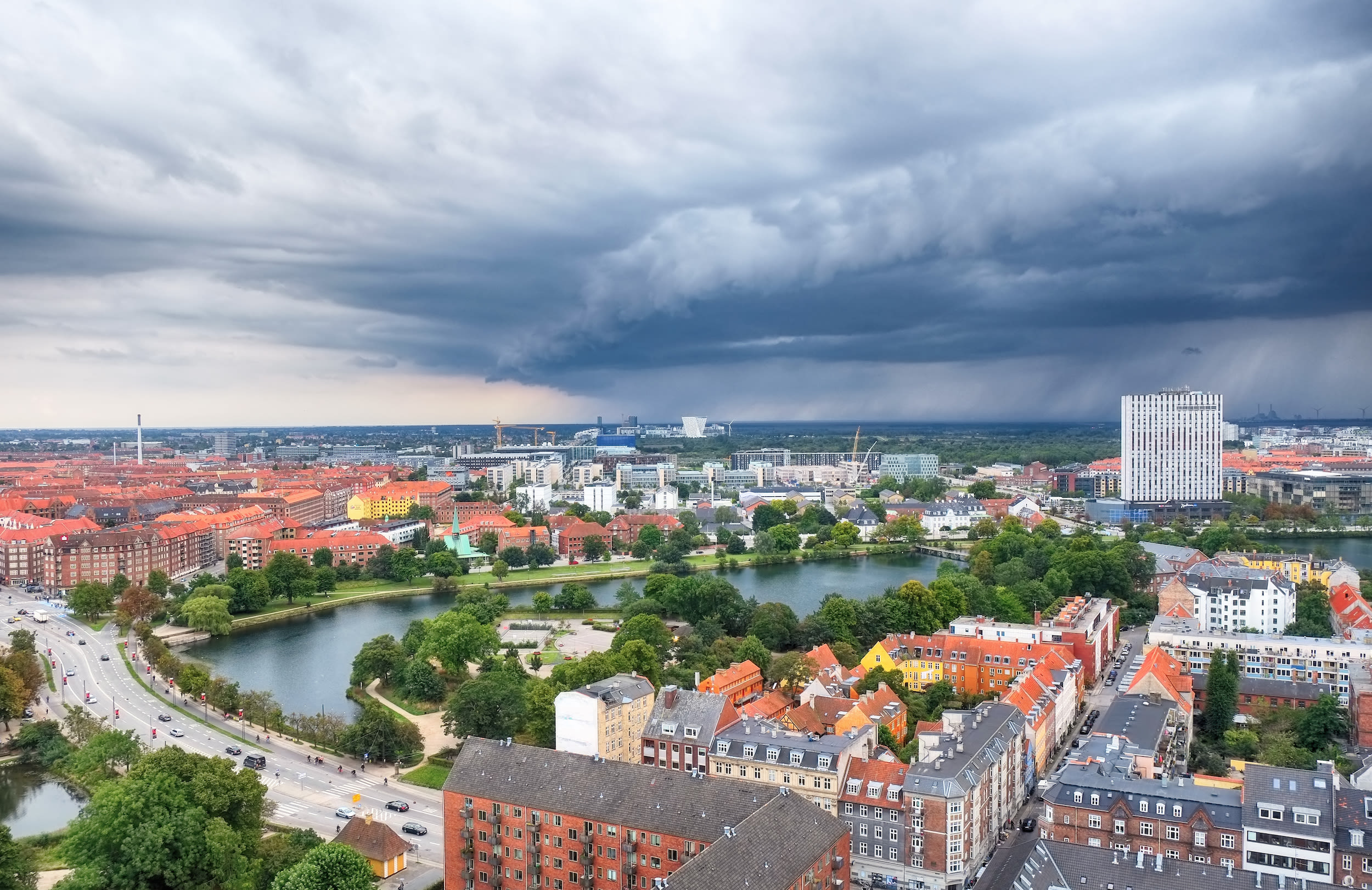 Zomerse buien - Wisselvalligheid - Vakantieweer - Denemarken - Wolkenluchten