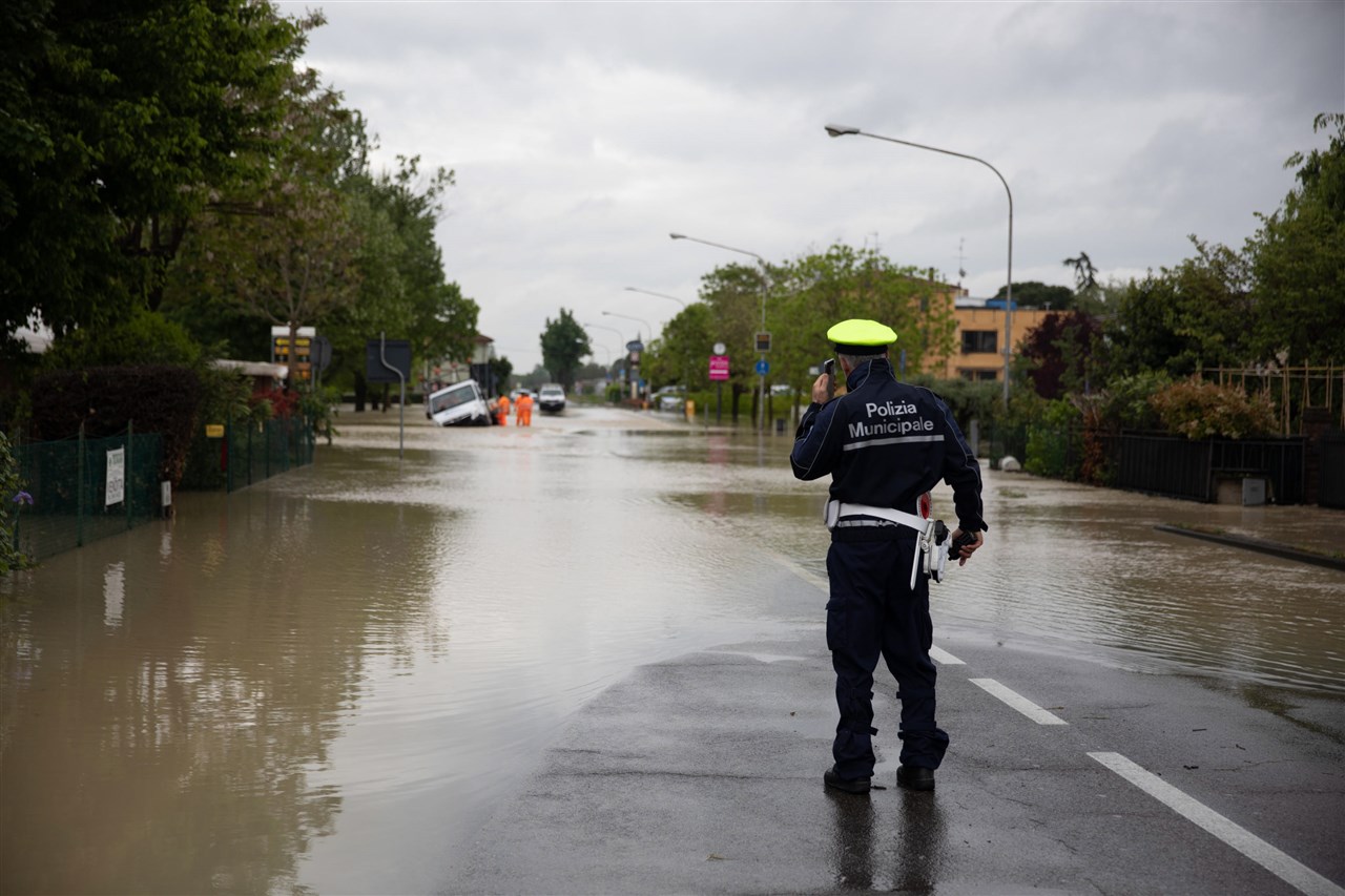 Overstroming in Italië. Foto via ANP EPA/MAX CAVALLARI