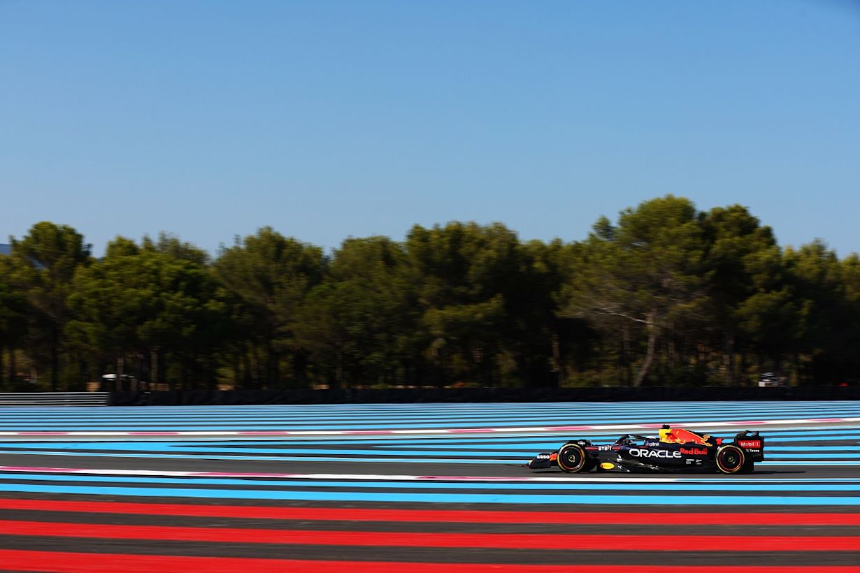 Max Verstappen tijdens de vrije training op het circuit Paul Ricard. Beeld: Mark Thompson/Getty Images / redbullcontentpool.com
