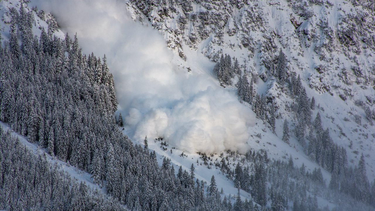 Wintersport: zeer hoog lawinegevaar in de Alpen