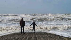 Vanavond onstuimig met regionaal zware windstoten