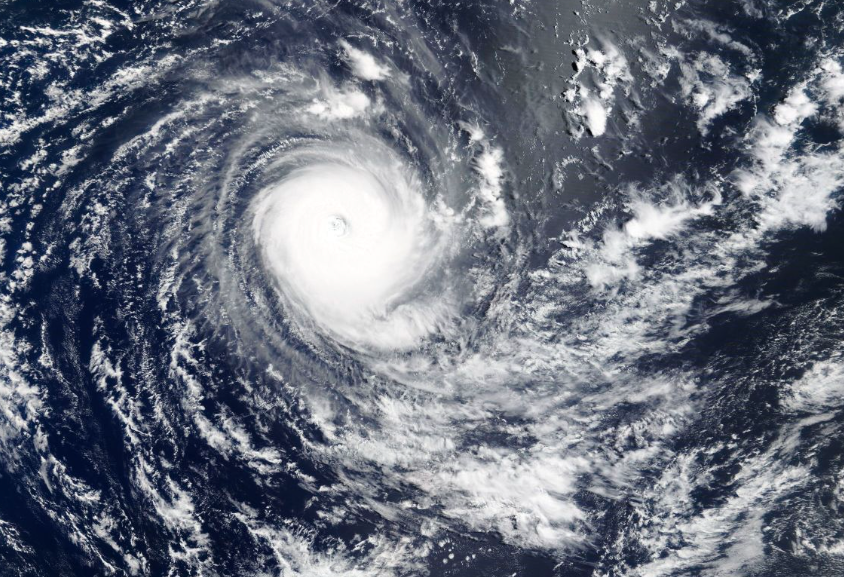 Tropische storm Habana koerst af op La Réunion en Madagaskar. Bron: NASA