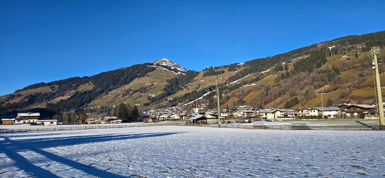 De Oostenrijkse bergen kunnen wel wat sneeuw gebruiken. Foto: Ronald Ruijsch