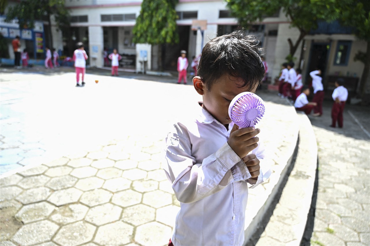 flinke hitte in Indonesië. Foto: ANP / CHAIDEER MAHYUDDIN / AFP