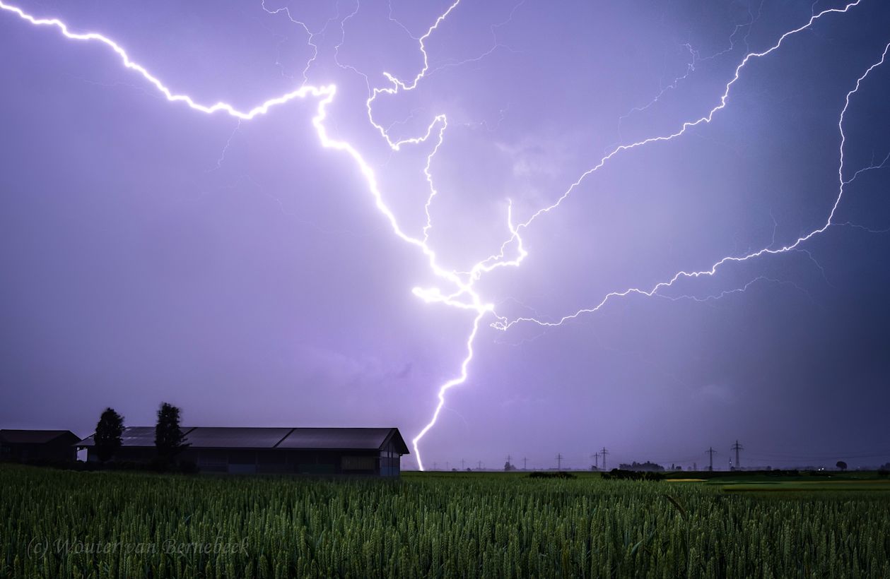 Onweer in Duitsland, 5 juni 2025. Foto: Wouter van Bernebeek