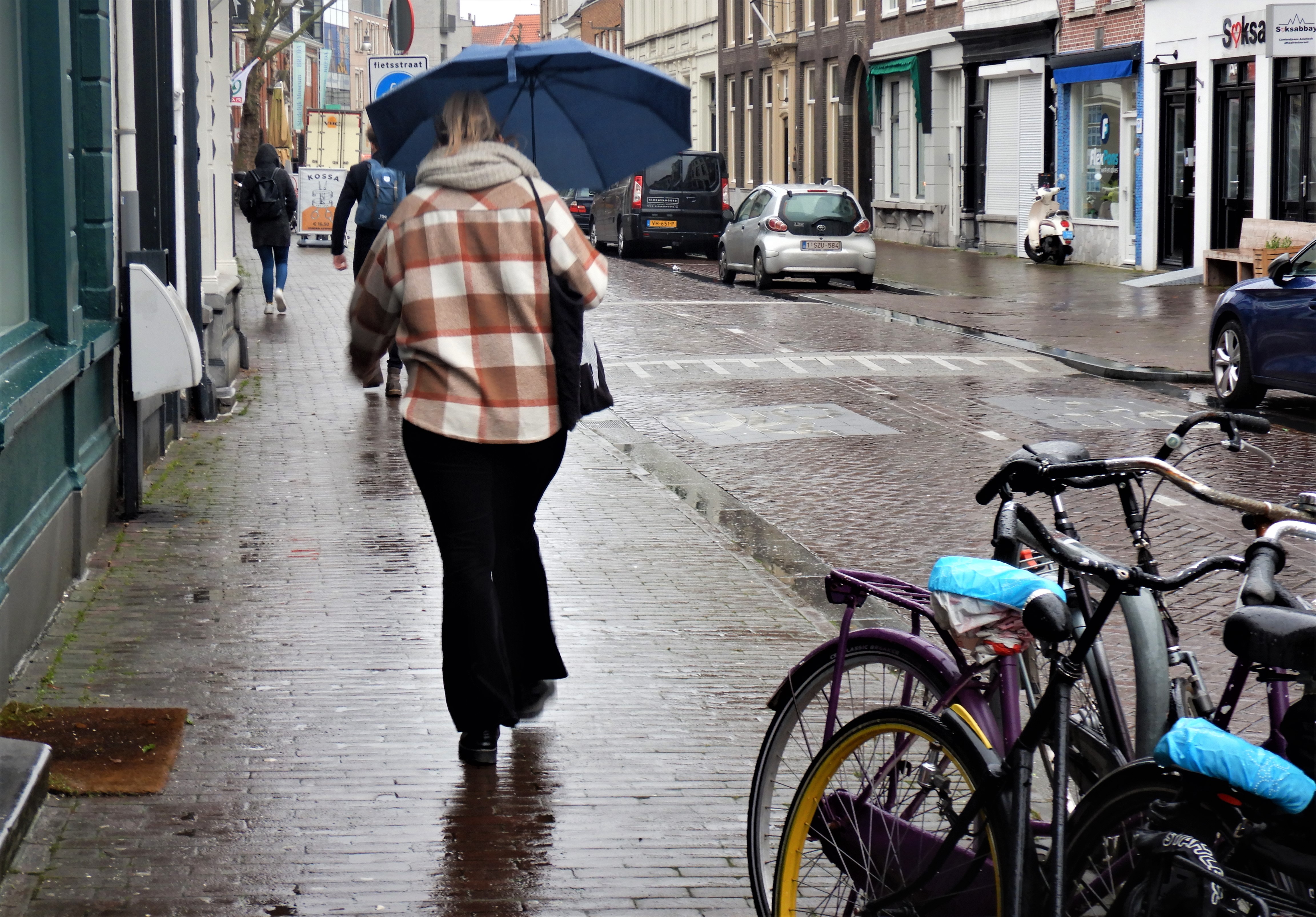 Regenradar Tilburg - Actuele Neerslag & Buien | Weeronline