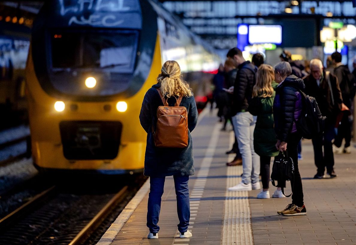 Vertraging bij de NS. Foto: ANP / Robin van Lonkhuijsen