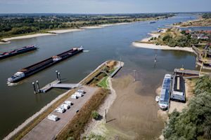 Waterpeil Rijn op laagste punt ooit gemeten door droogte