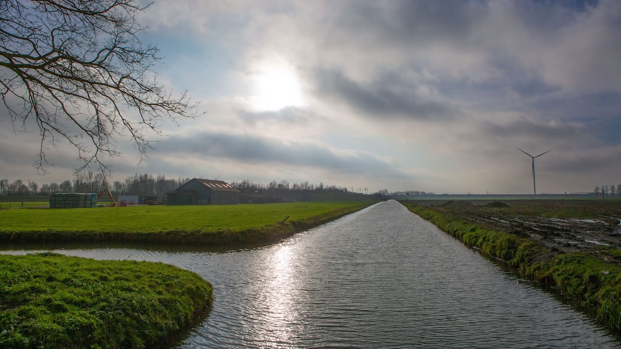 Zaterdag krijgt de zon steeds meer ruimte. Foto: Ab Donker.