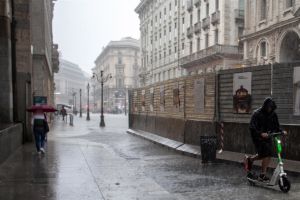 Hevige regenval tot wel 250 mm verwacht in Italië en de Balkanlanden