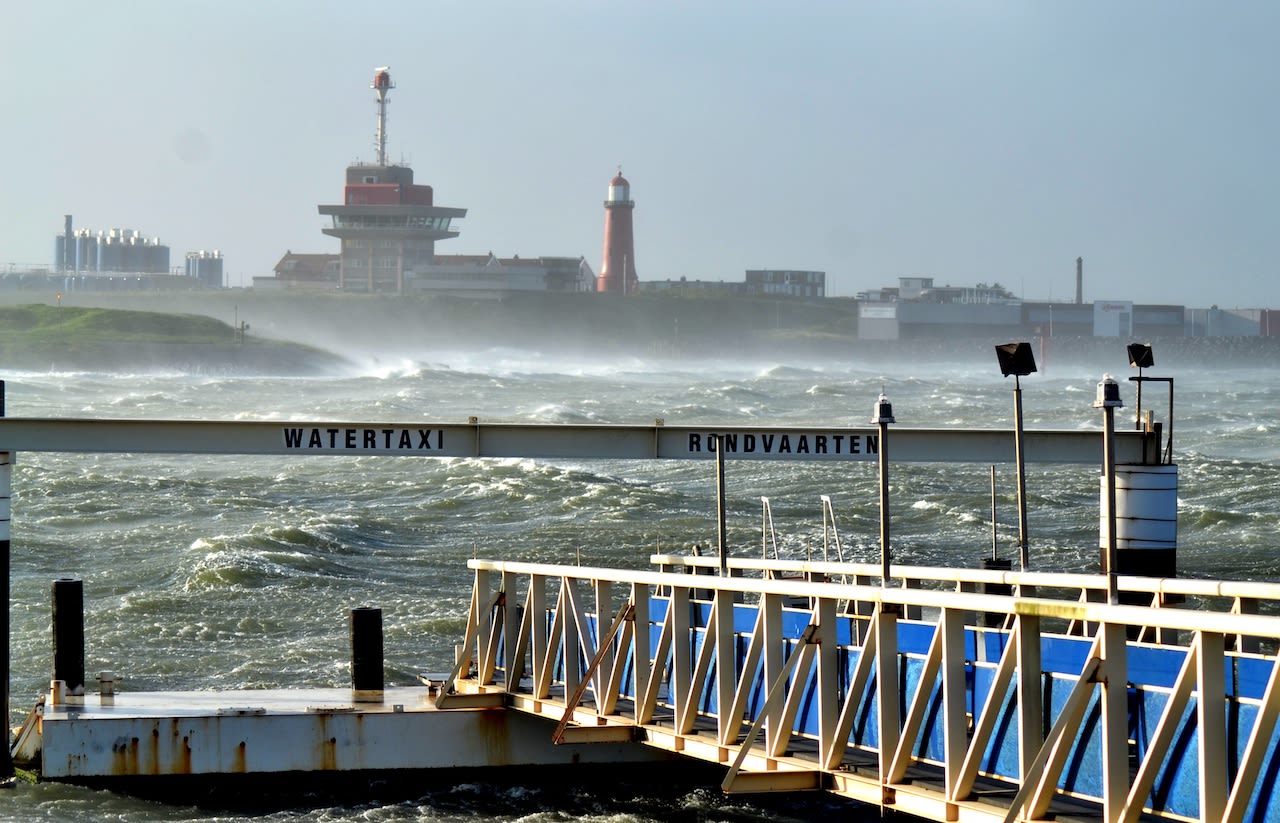 Zware storm aan de kust. Foto: Henk Luntz