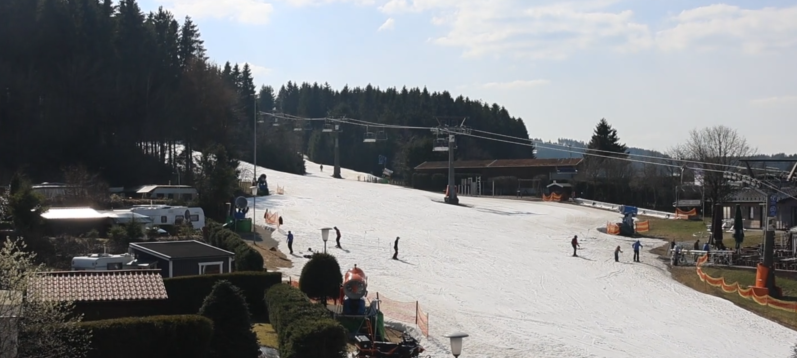 Webcambeelden Winterberg op 23-3-2026. Bron: Feratel