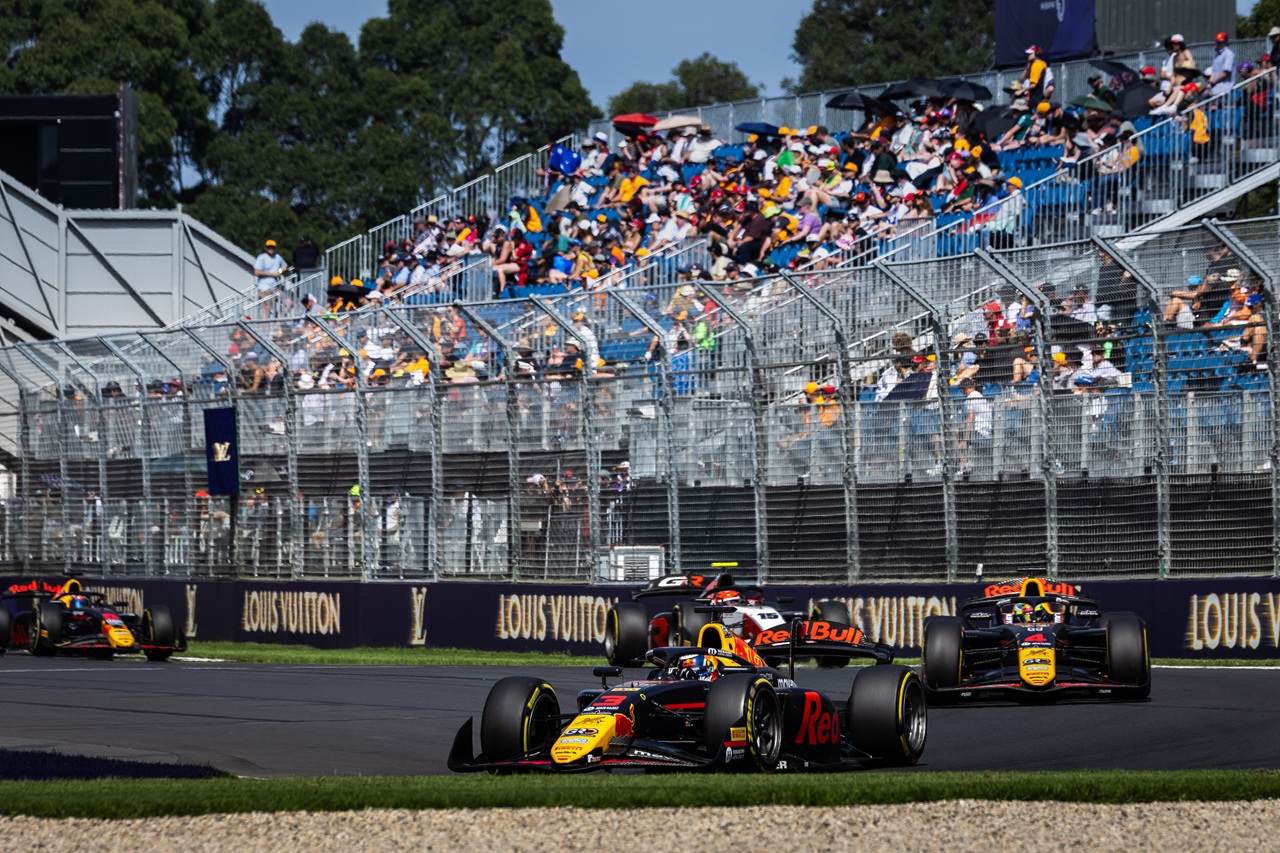 Het weer ziet er tijdens de race op zondag heel anders uit. Foto: Red Bull Content Pool / Dutch Photo Agency