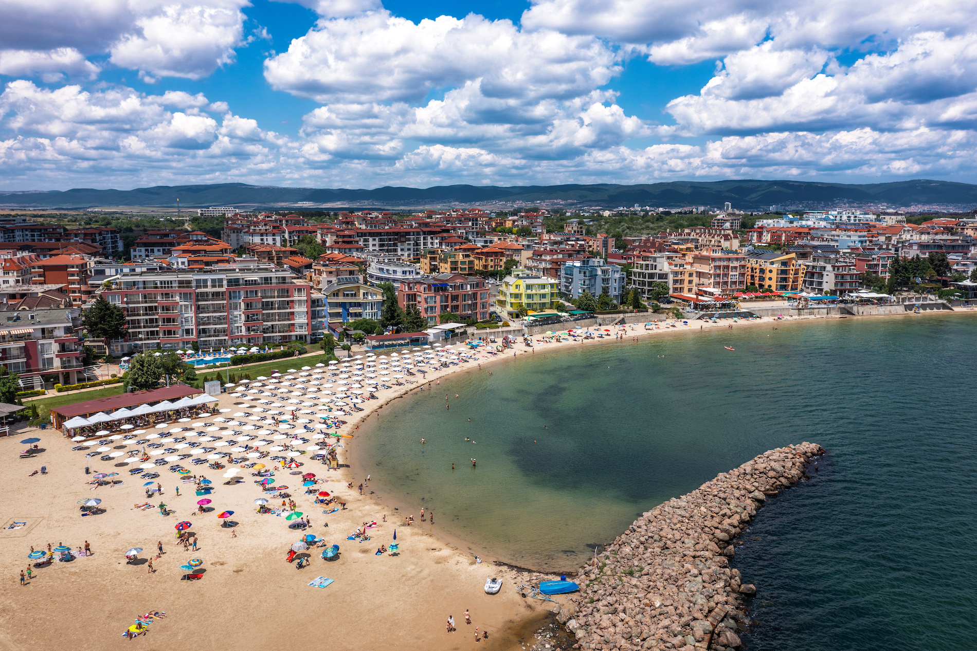 Kust van Bulgarije, Ravda. Foto: Adobe Stock / niki spasov
