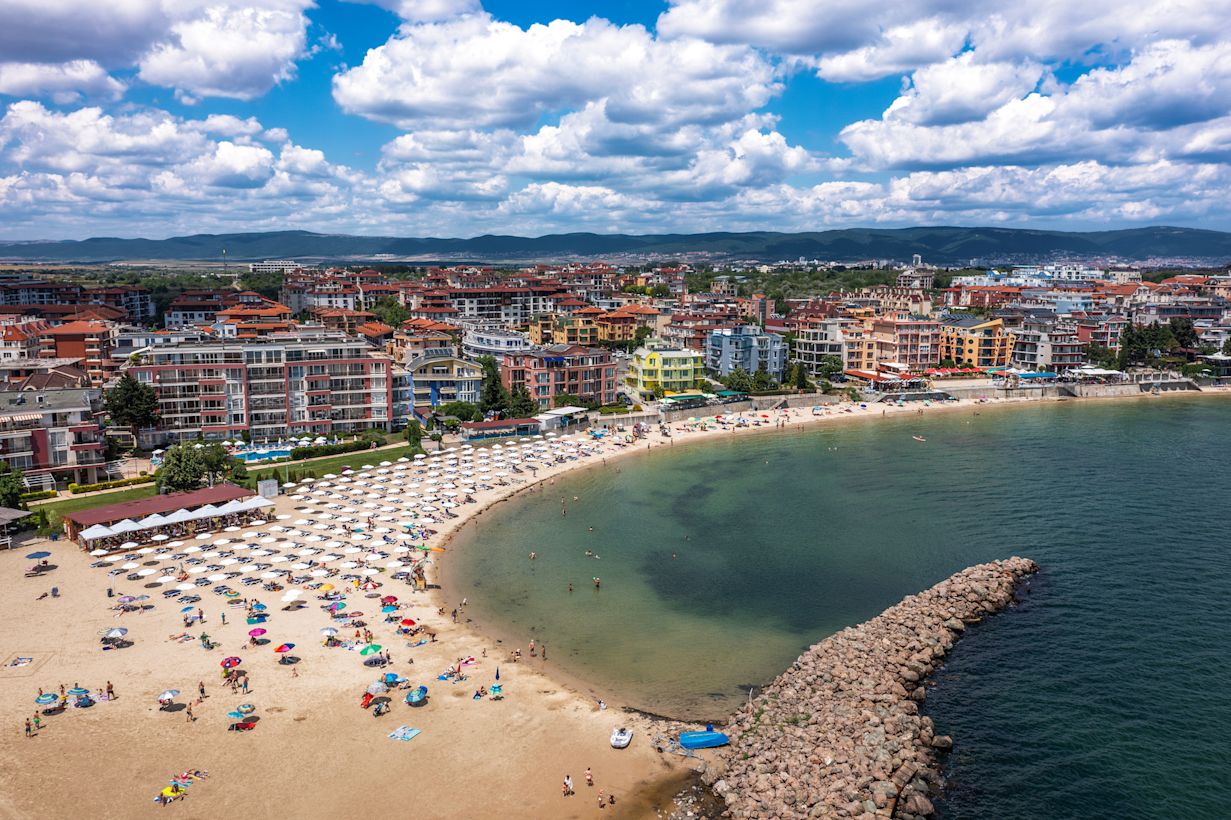 Kust van Bulgarije, Ravda. Foto: Adobe Stock / niki spasov