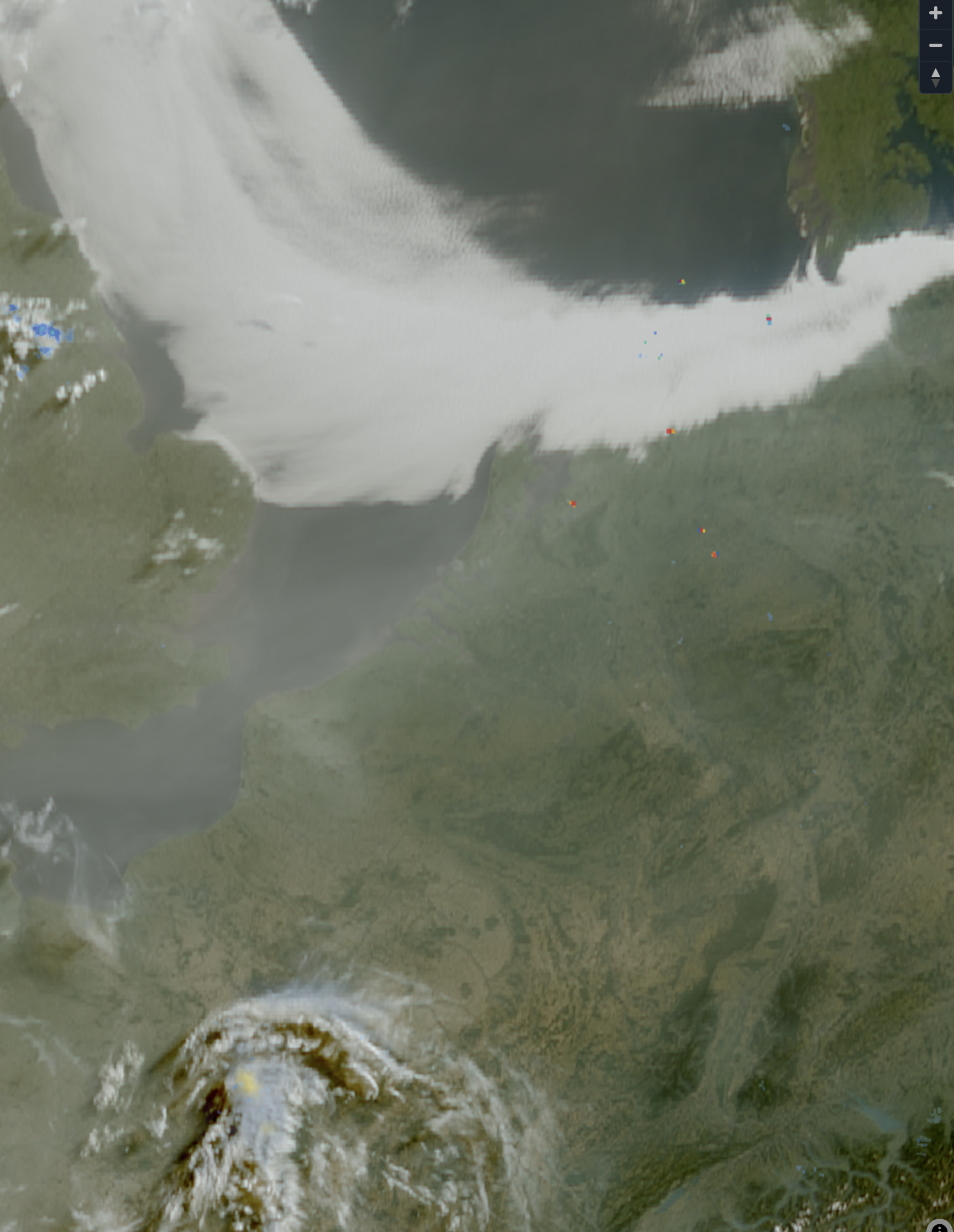 Er zit erg veel vocht in de lucht, zoals te zien is vanuit de ruimte. Bron: Meteosat MTG.