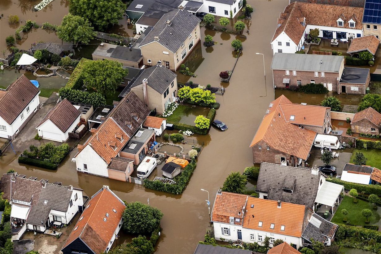 Overstromingen in Limburg. Foto: ANP/Remko de Waal