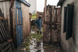 Tropische cycloon Freddy raast over Madagaskar 