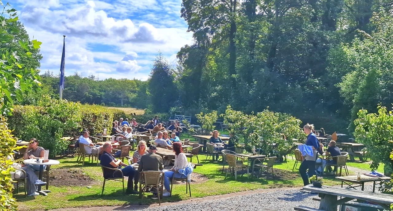 Het is vaak terrasweer dit jaar. Foto: Jos Hendriks