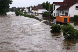 Overstromingen bemoeilijken EU-verkiezingen in Oostenrijk