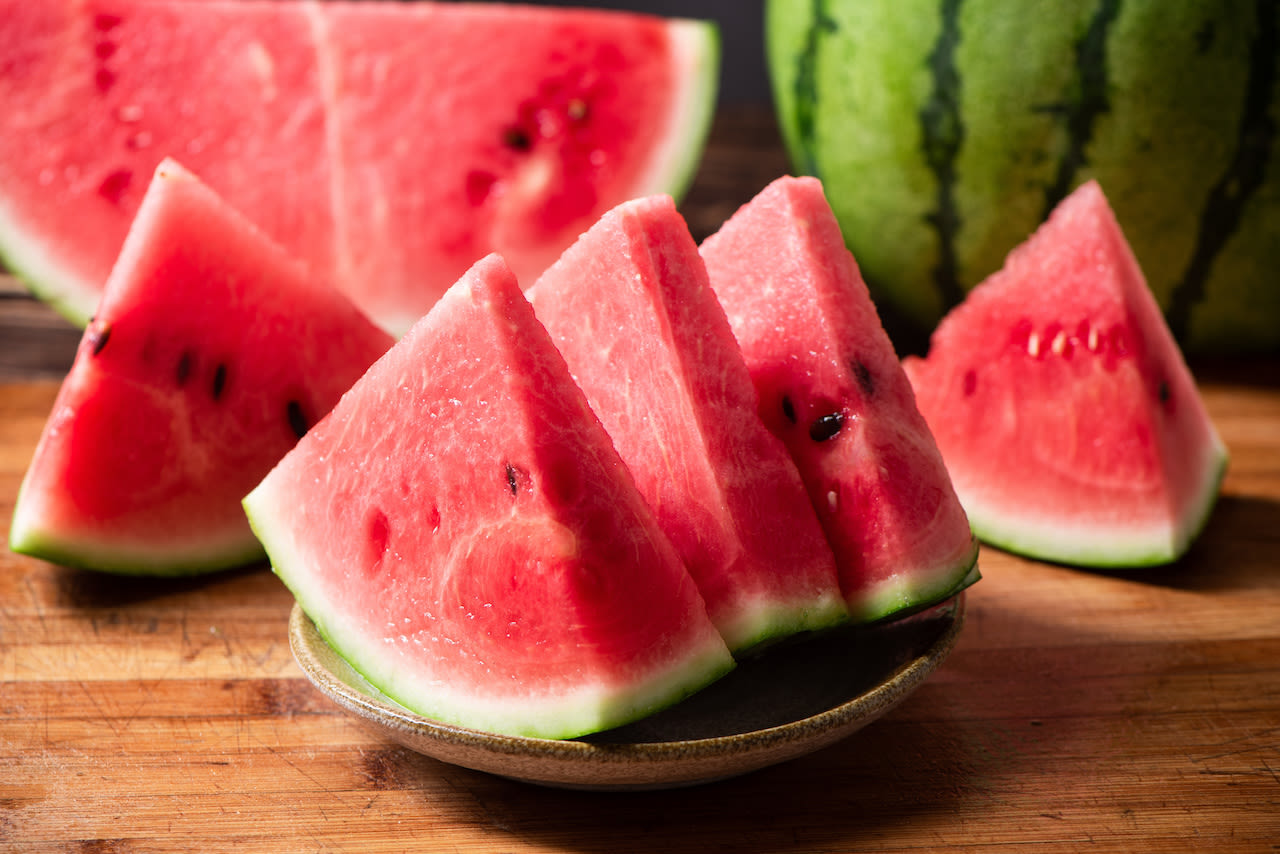 Watermeloen in partjes. Foto Adobe Stock / Zhikun sun