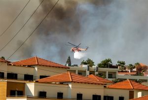 Ook Griekse eilanden Corfu en Evia door brand getroffen