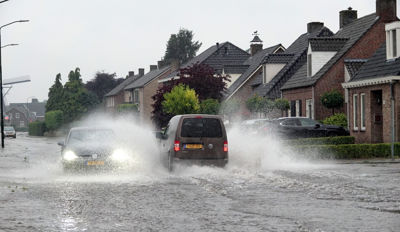 Wateroverlast. Foto: Ben Saanen (archieffoto)