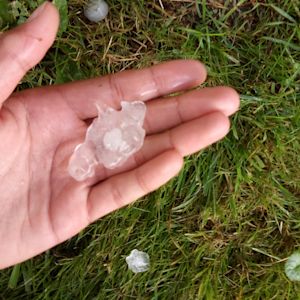 Dit is hoe hagel ontstaat en wanneer je grote hagelstenen kunt verwachten