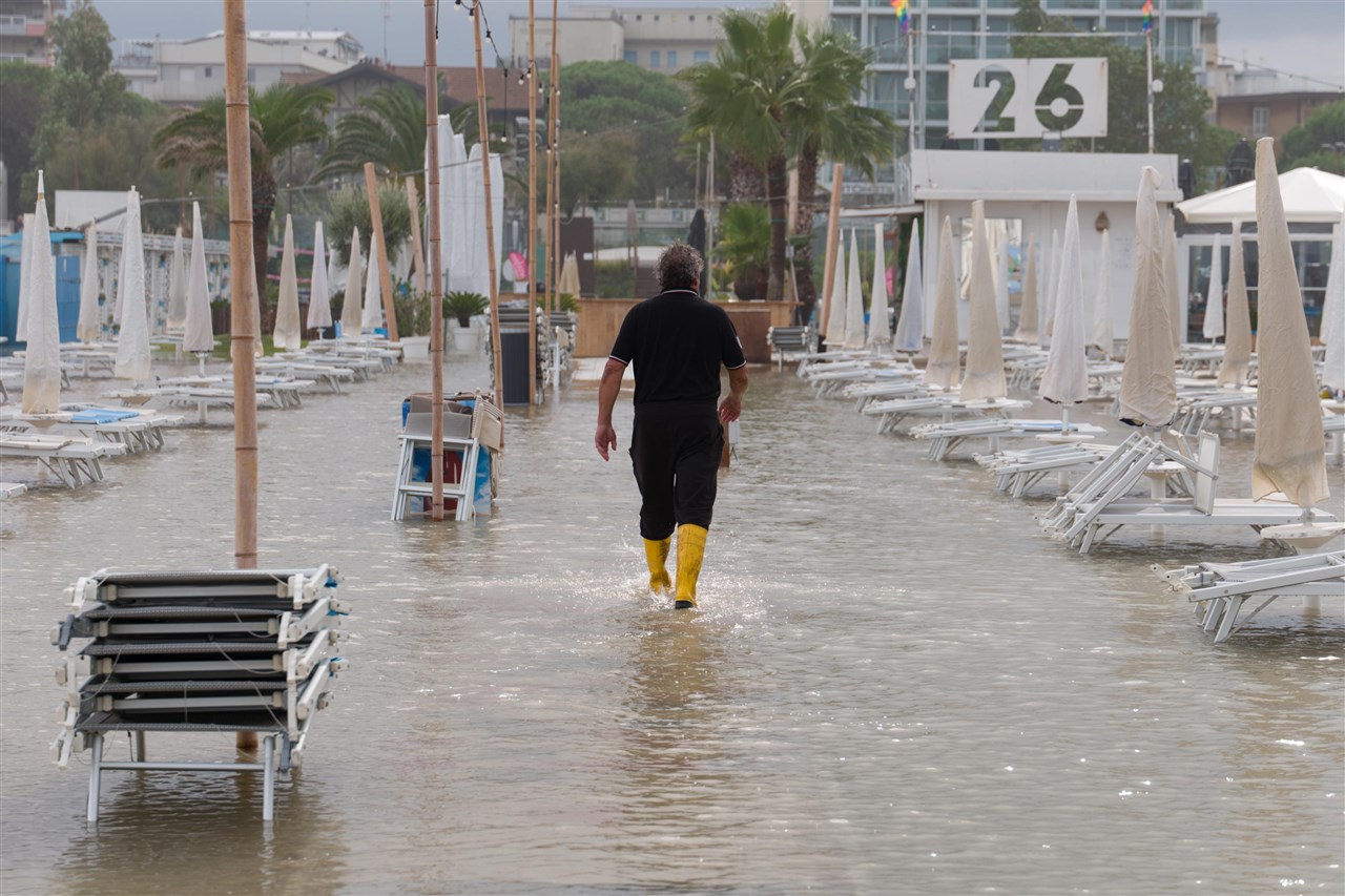 Overstromingen in Rimini na stormvloed. Foto: ANP / EPA / Dorin Mihai