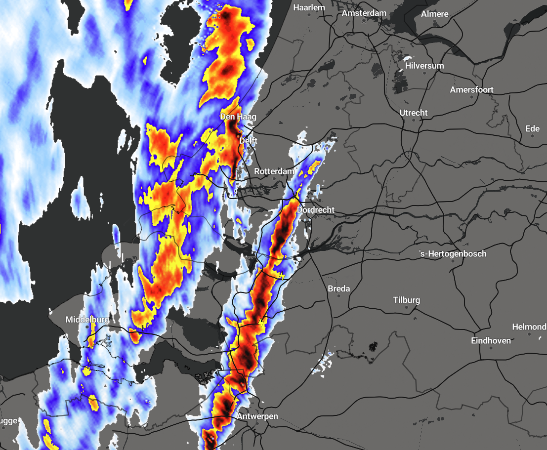 Radarbeeld van 16:55 via imweather.com