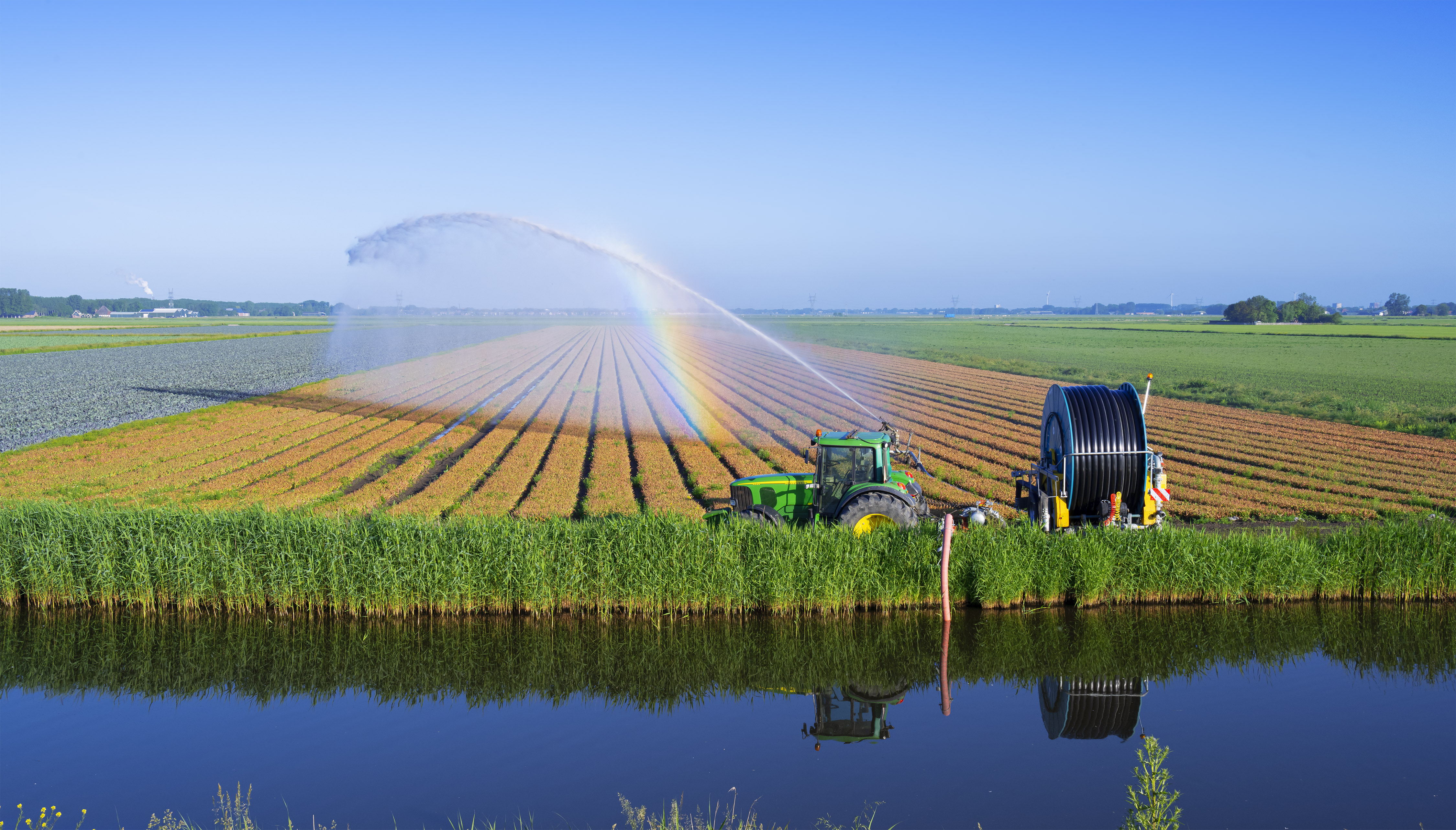 Beregening van het land. Foto: Jaap Hart