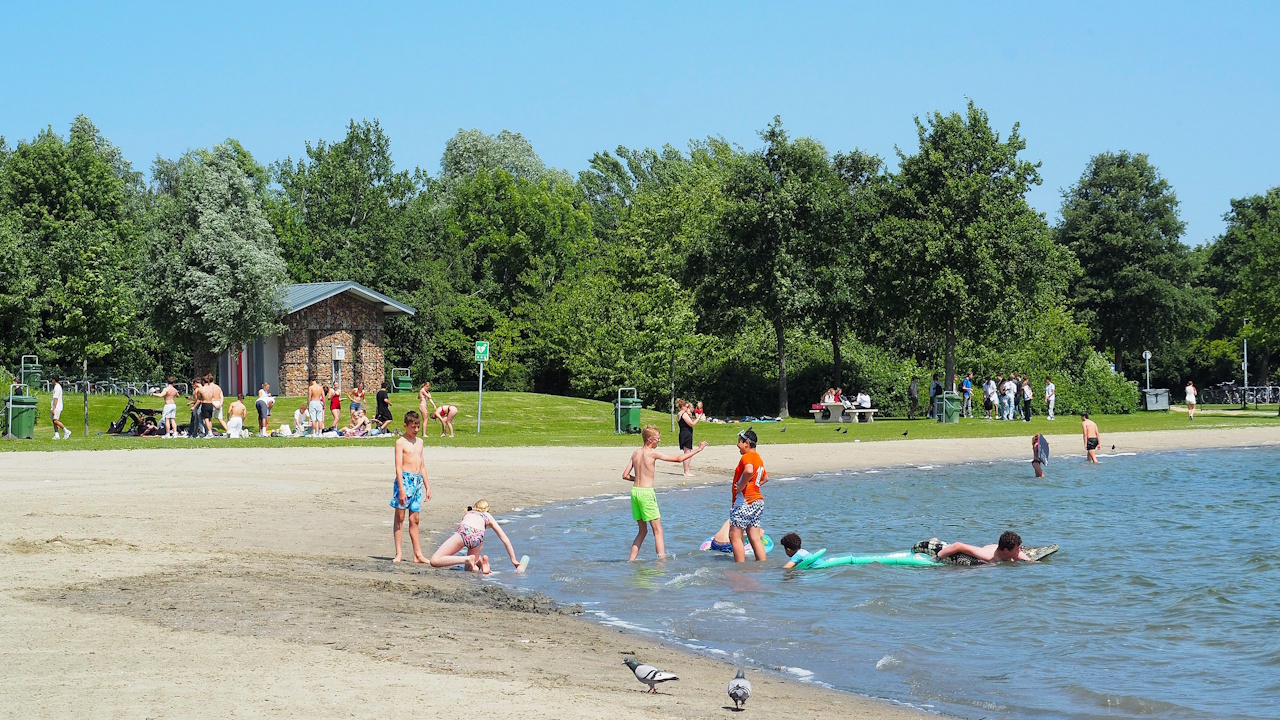 Heerlijk weer om een plas of meer op te zoeken. Foto: Nellie Bartels