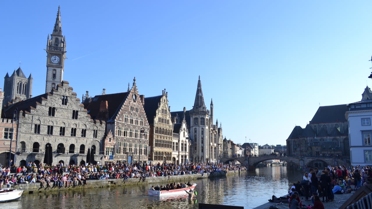 Fraai nazomerweer in Gent. Foto: AdobeStock / Sharkshock.