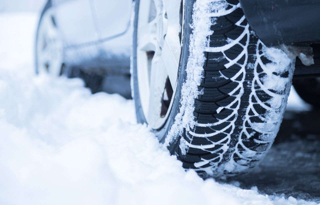 Winterbanden. Foto: Adobe Stock / Patrick Daxenbichler
