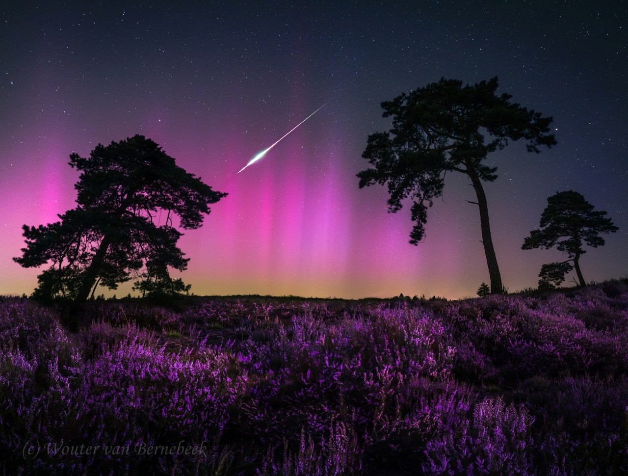 Een zeldzame combinatie van noorderlicht en de vallende sterren van de Perseïden. Foto: Wouter van Bernebeek. 